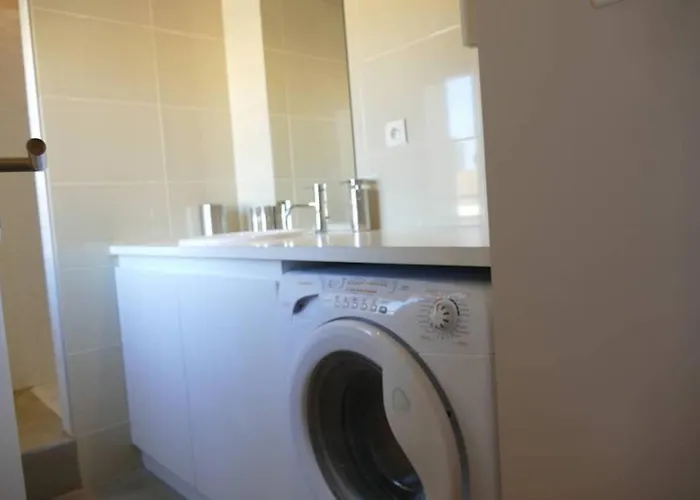 Spacieux Quartier Jardin Public Apartment